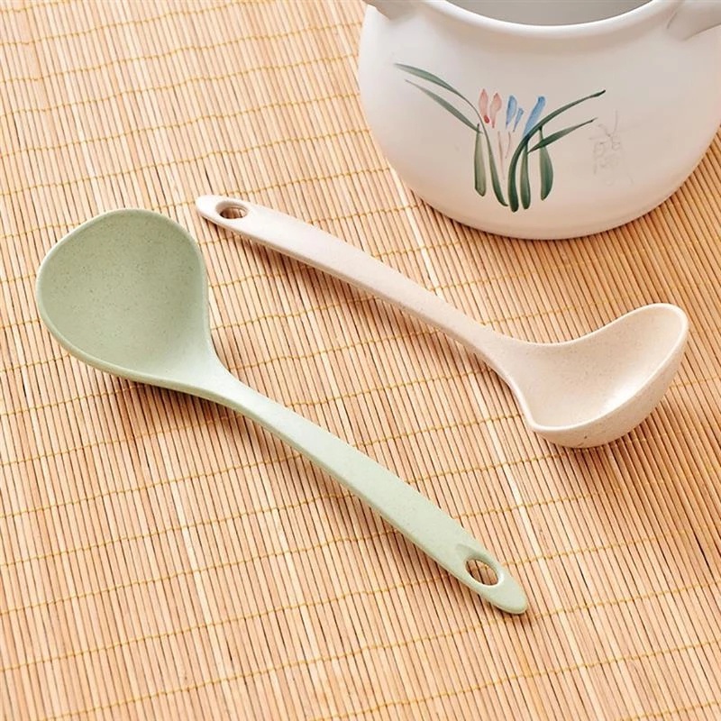 Vá múc canh tay cầm dài chất liệu thân thiện với môi trường cho gia đình