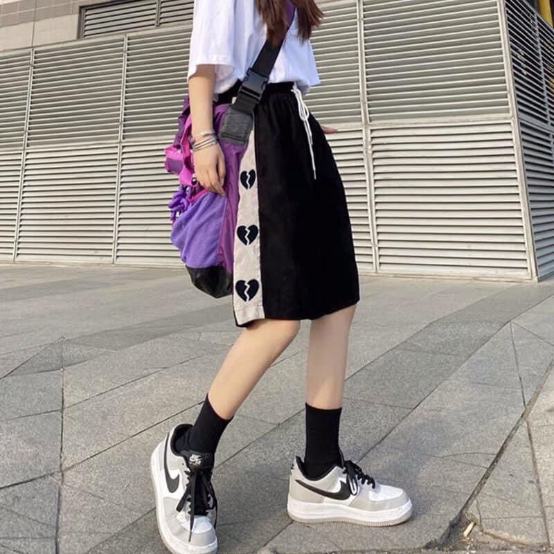 Quần short đùi nhung tăm họa tiết TRÁI TIM unisex nam nữ dáng rộng, quần short mặc nhà chơi thể thao