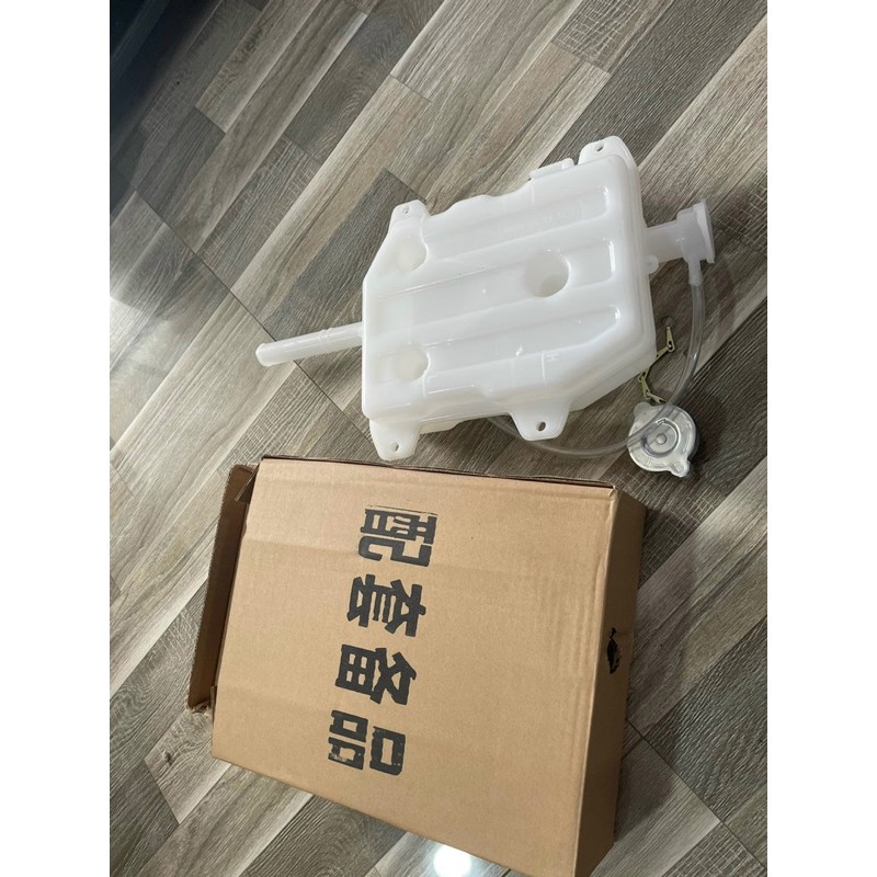 Sản phẩm gia đình làm: combo 6 Bình nước phụ 151 vỏ giấy dày