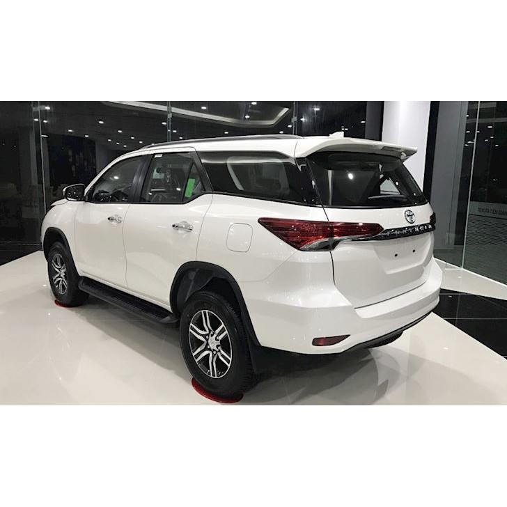 Logo chụp mâm, ốp lazang bánh xe ô tô Toyota Fortuner 2017-2020: Mã TY-052