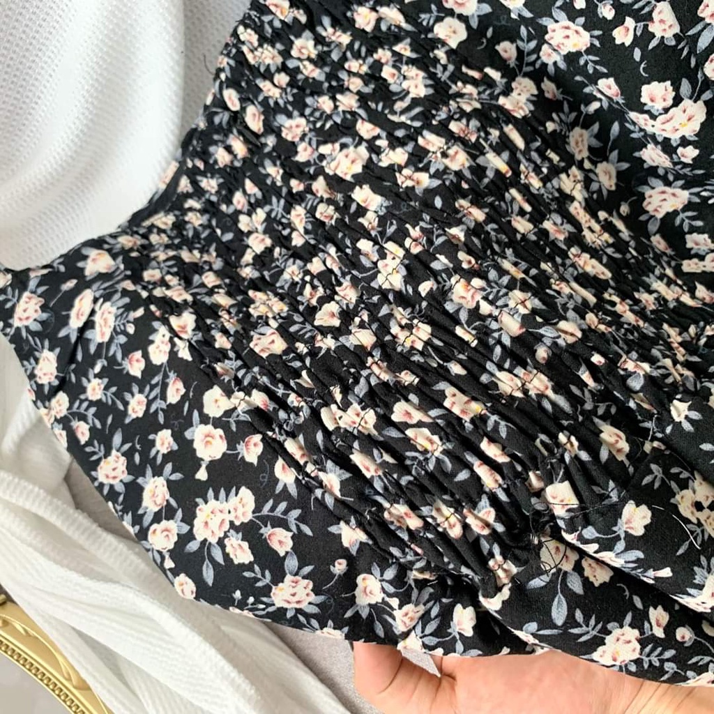 Váy 2 dây hoa nhí chun sau mix áo khoác ngoài cardigan trẻ trung phong cách tiểu thư Hàn Quốc