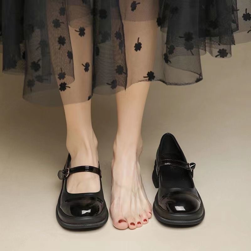 Giầy lolita 2 màu trắng đen thời trang kiểu Hàn Quốc hiện đại cá tính da bóng mịn Ulzzangshop520