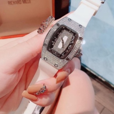 Đồng hồ nữ RM đeo tay chính hãng dây cao su đính đá mặt bầu dục | BigBuy360 - bigbuy360.vn