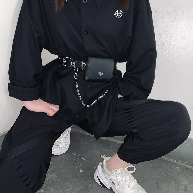 Thắt lưng phối xích và túi đựng đồ phong cách punk 22580