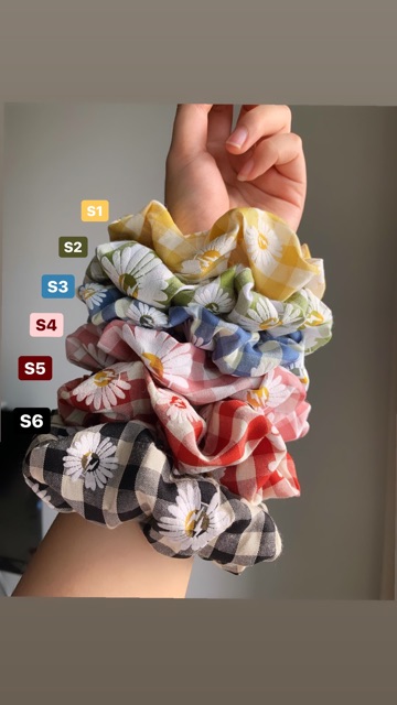 Scrunchie dây buộc tóc