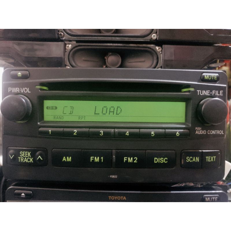 Đầu cd & radio Pioneer giành cho ô tô hãng toyota và các hãng khác.