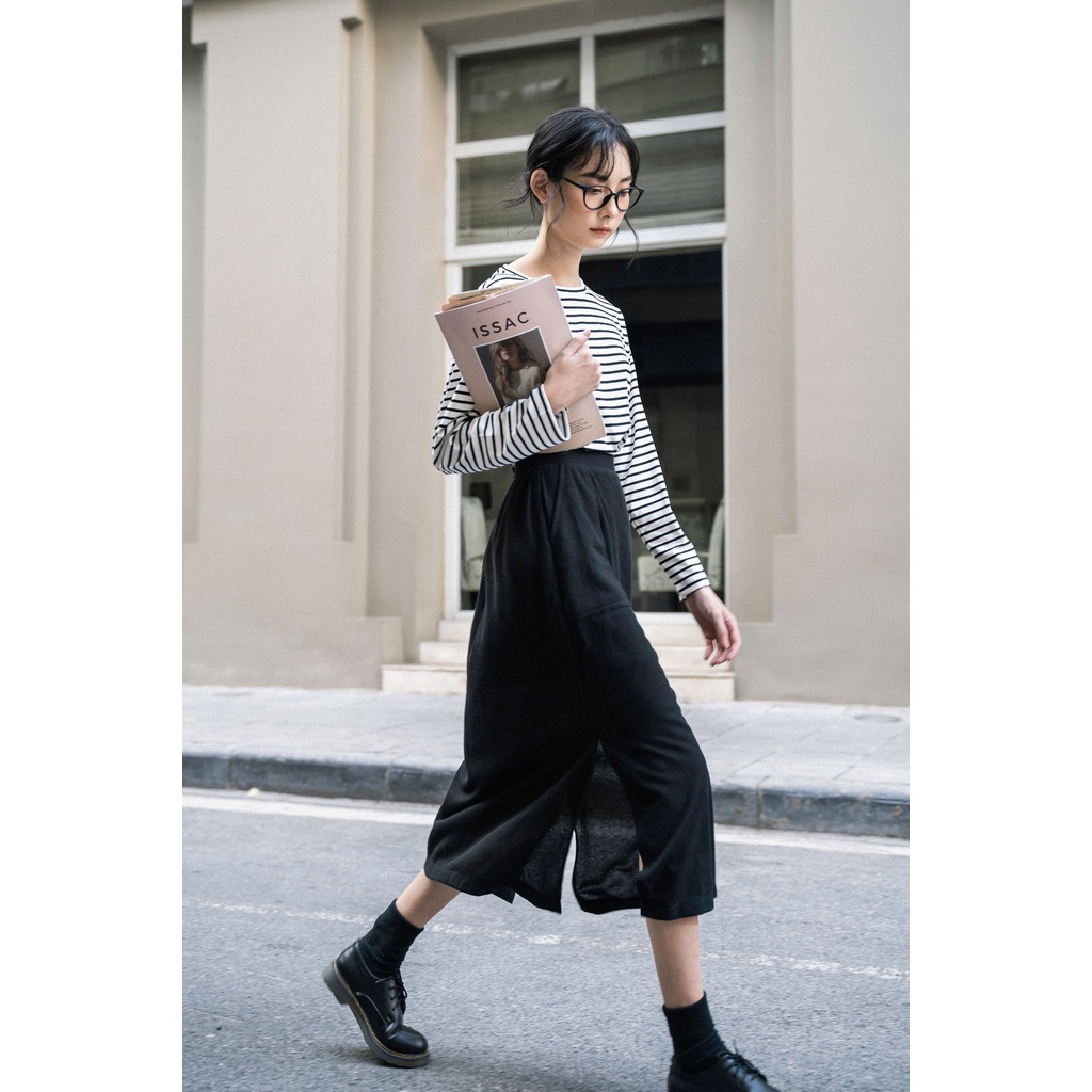 Áo sweater cổ tròn dài tay nữ MADELEN dáng freesize kẻ ngang nhiều màu | BigBuy360 - bigbuy360.vn