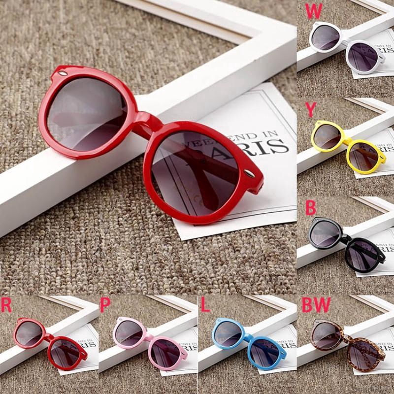 Kính mát chống tia UV kiểu dáng hợp thời trang dành cho các bé