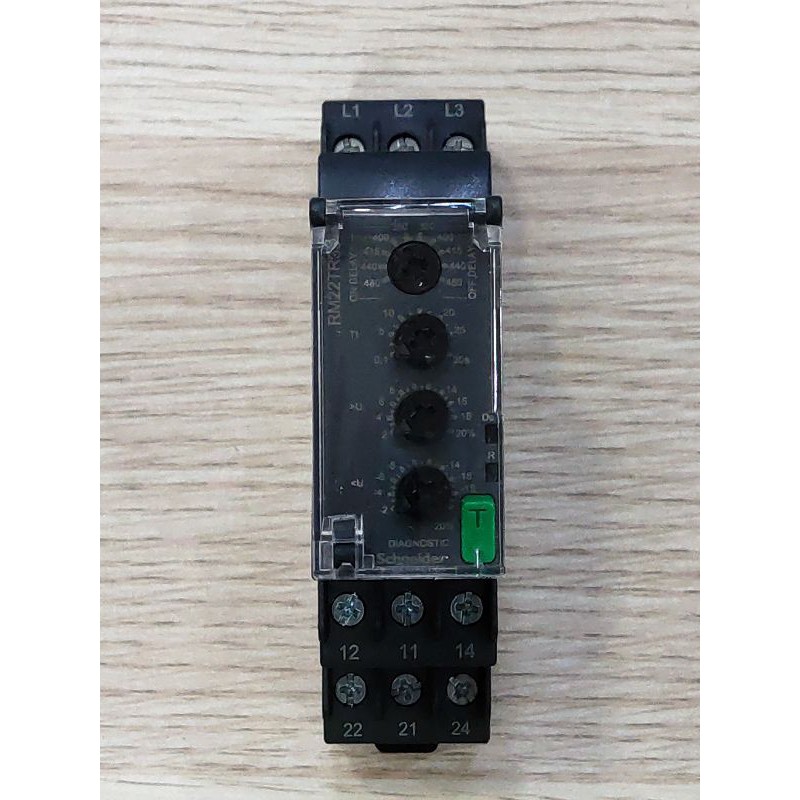Relay bảo vệ pha RM22TR33 Schneider