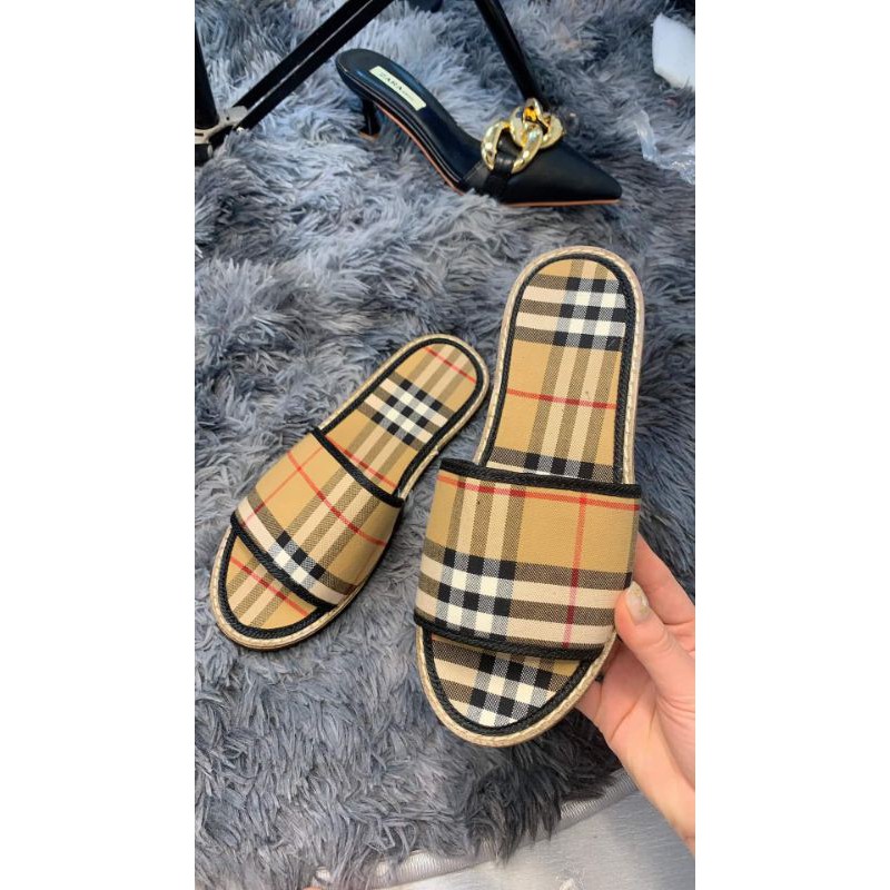 Dép đế kép Bu.berry