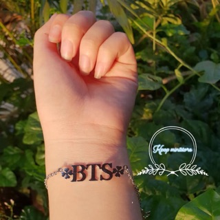 Lắc tay bạc BTS