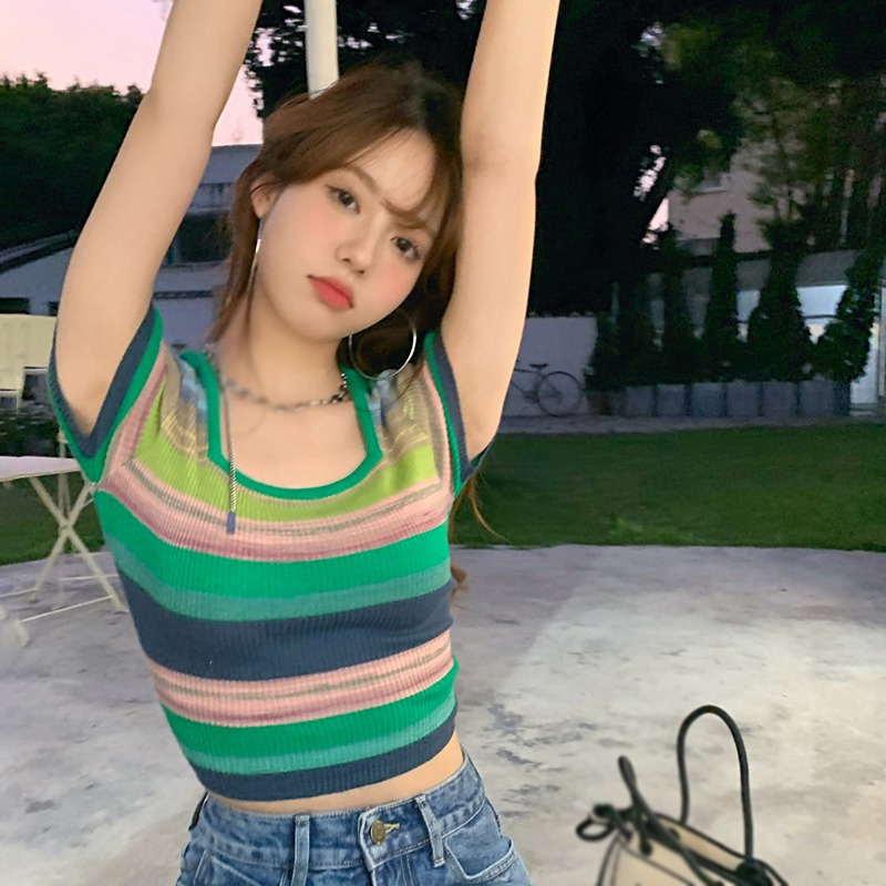 Áo Thun Croptop Dệt Kim Cổ Vuông Tay Ngắn Họa Tiết Kẻ Sọc Nhiều Màu Sắc Thời Trang Cổ Điển Thoáng Khí Cho Nữ