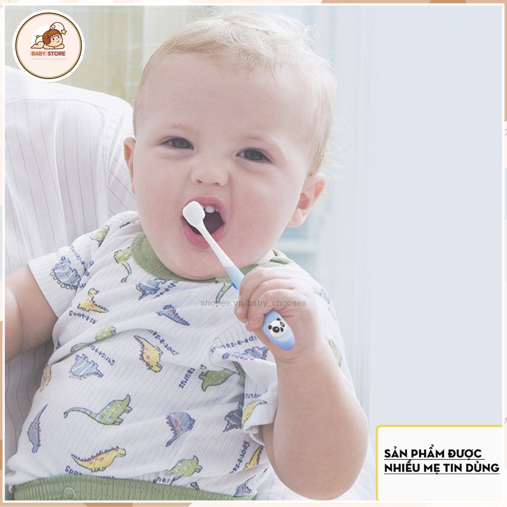 Bàn chải đánh răng cho bé được làm từ những sợi tơ siêu mềm không làm tổn thương nướu bé