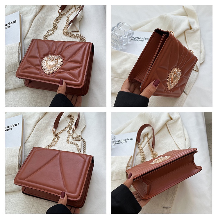 Túi Đeo Chéo Dây Xích Hình Vuông Nhỏ Họa Tiết Trái Tim Thời Trang Mới 2022 Cho Nữ