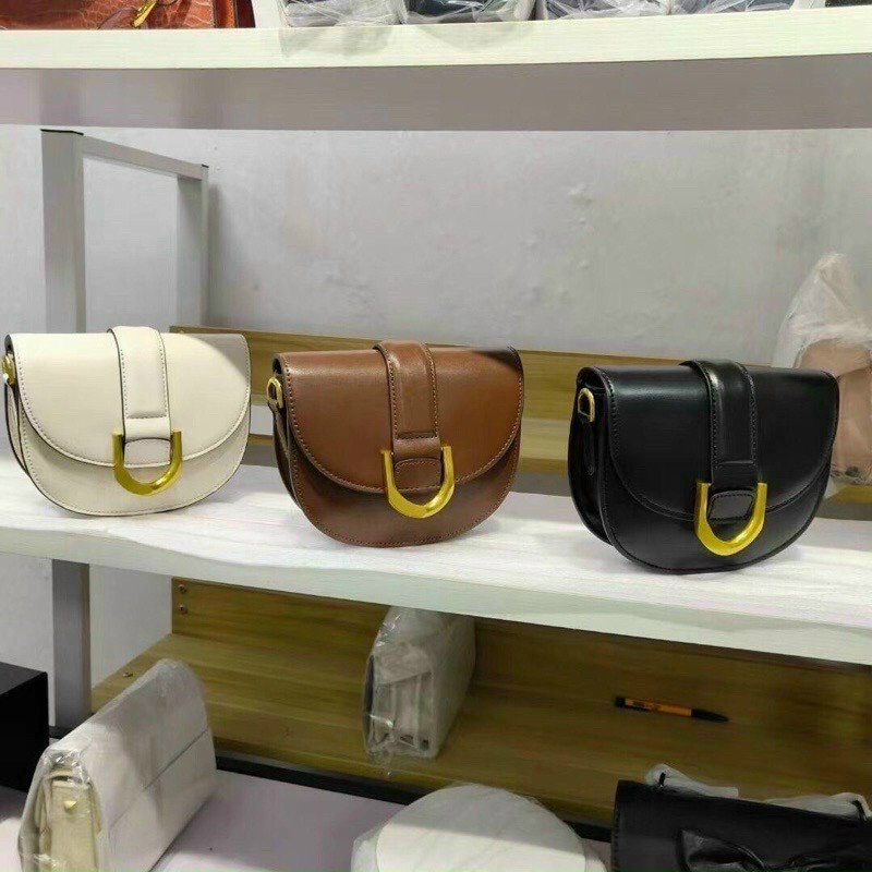 Túi Xách Nữ Đeo Chéo Đeo Vai Xe Kaa Mong Ngựa  Sai 19 Chât Da Mềm Phong Cách Hàn Quốc Có Tặng Kèm Túi Vải Hãng