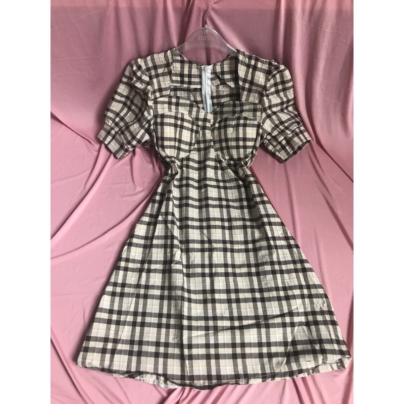 [Mã FAMAYWA2 giảm 10K đơn 50K] Váy kẻ tay phồng | BigBuy360 - bigbuy360.vn