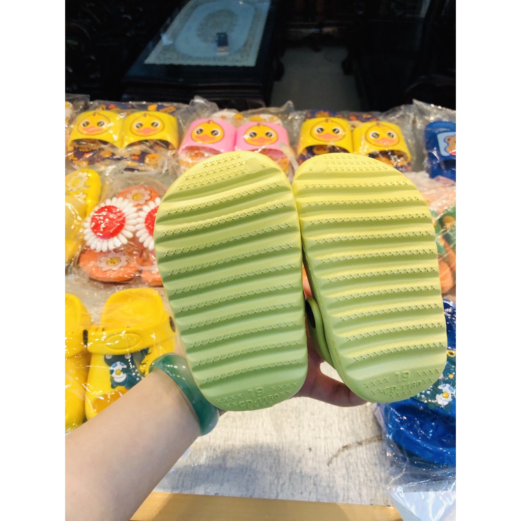 Dép bánh mì hở mũi, quai hậu khủng long, gấu siêu xinh siêu nhẹ