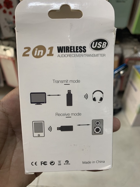 Usb thu và phát bluetooth nghe nhạc xem film