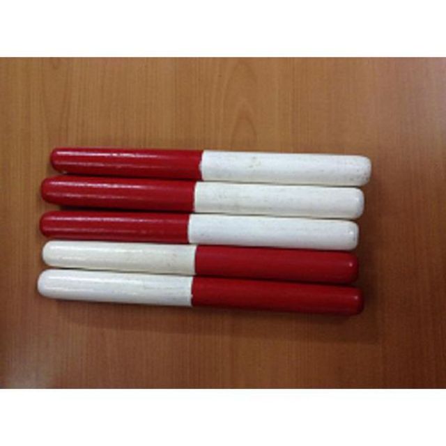 Gậy chạy tiếp sức bằng gỗ 1 cây