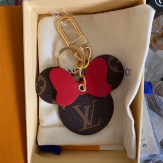 Móc khoá LV Mickey hàng cao cấp full box (sẵn hồng, đen)