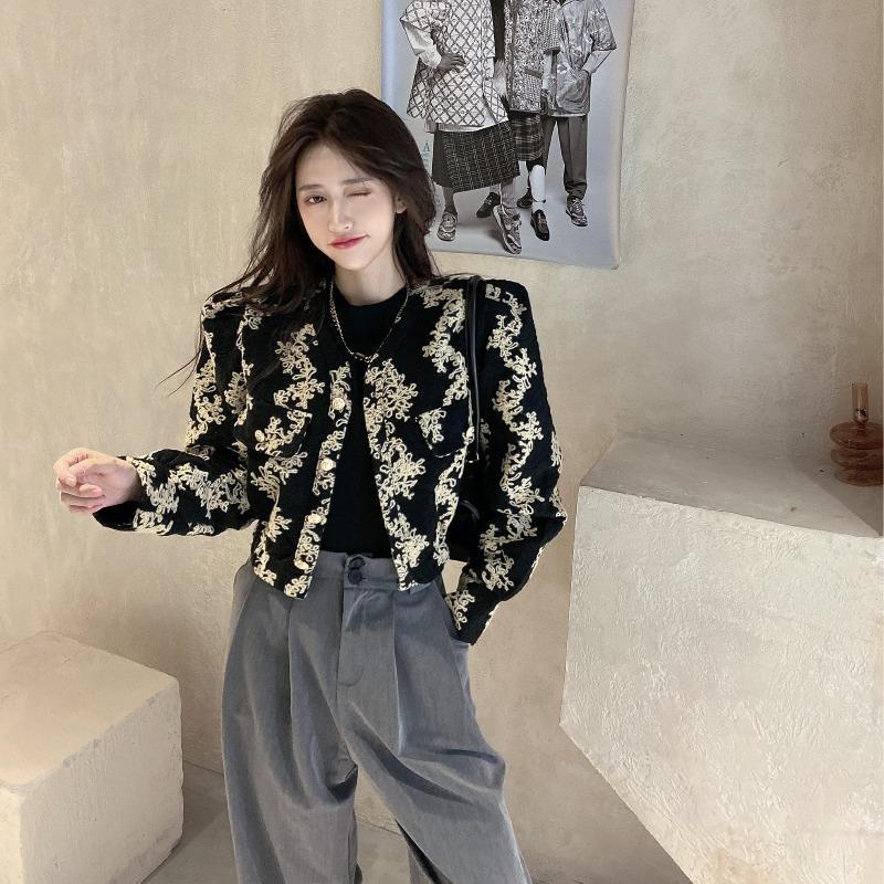 Áo Croptop Dáng Rộng Màu Đen In Hoa Phong Cách Hàn Quốc Cho Nữ