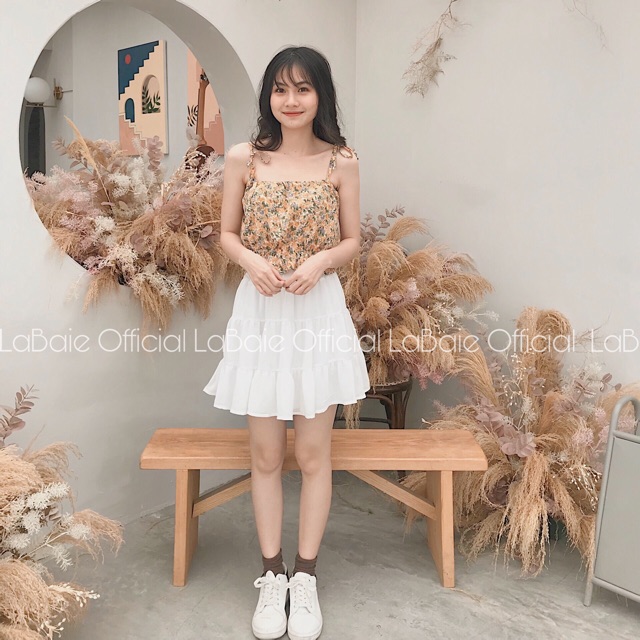 Croptop hai dây hoa nhí , váy chiffon 2 lớp