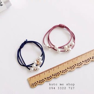 Cột tóc nhiều màu cho mẹ và bé