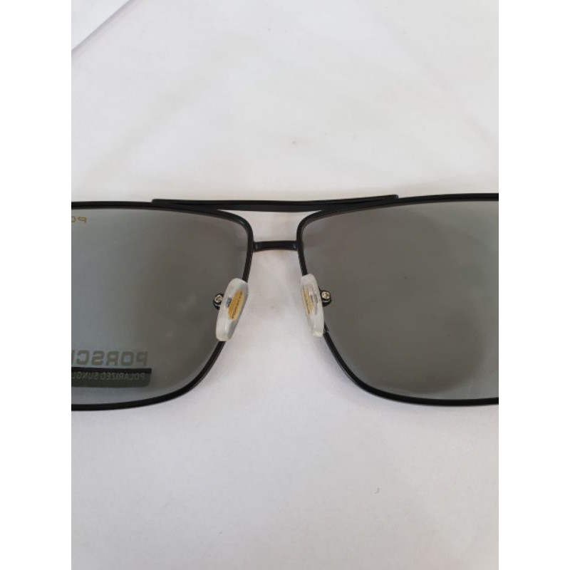 kính đổi màu porsche của Italy mắt polarized