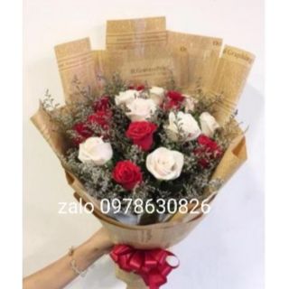 Hoa sáp thơm Hàn Quốc bó 20 bông phối sao tím. Y như hình.