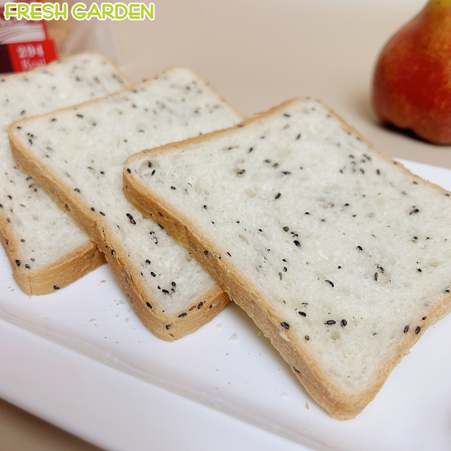 Bánh Mì Gối Hạt Quinoa FRESH GARDEN Thơm Ngon Với Hương Vị Của Hạt Quinoa Gói 310g