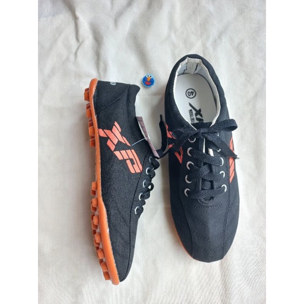 Giày bóng đá nam nữ.Giày đinh tp hàng công ty chính hãng