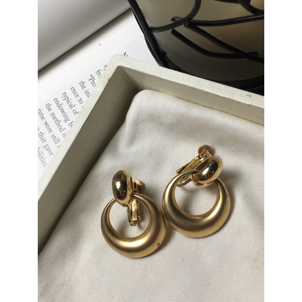 Bông tai kẹp vặn vintage - thiết kế phối mạ matte và bóng