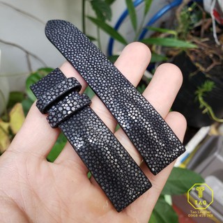Dây đồng hồ handmade da cá đuối đen kèm khóa, tool thay dây (Đen)