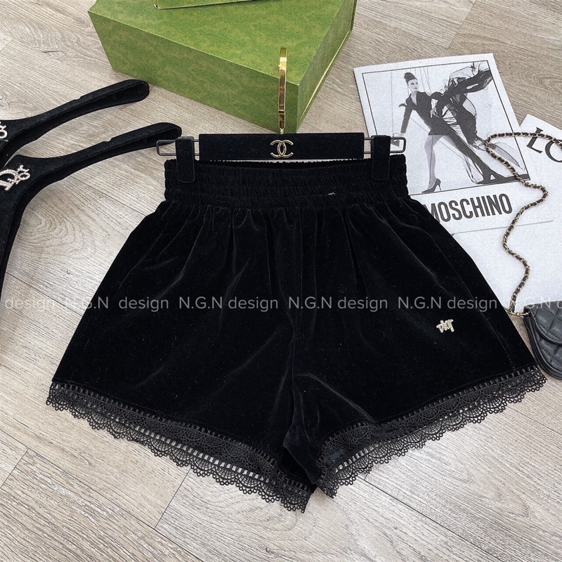 Quần short nhung chân ren tag ong