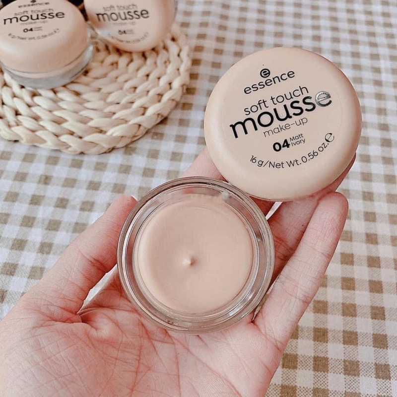 Phấn Tươi Đức Essence Soft touch Mousse Make Up