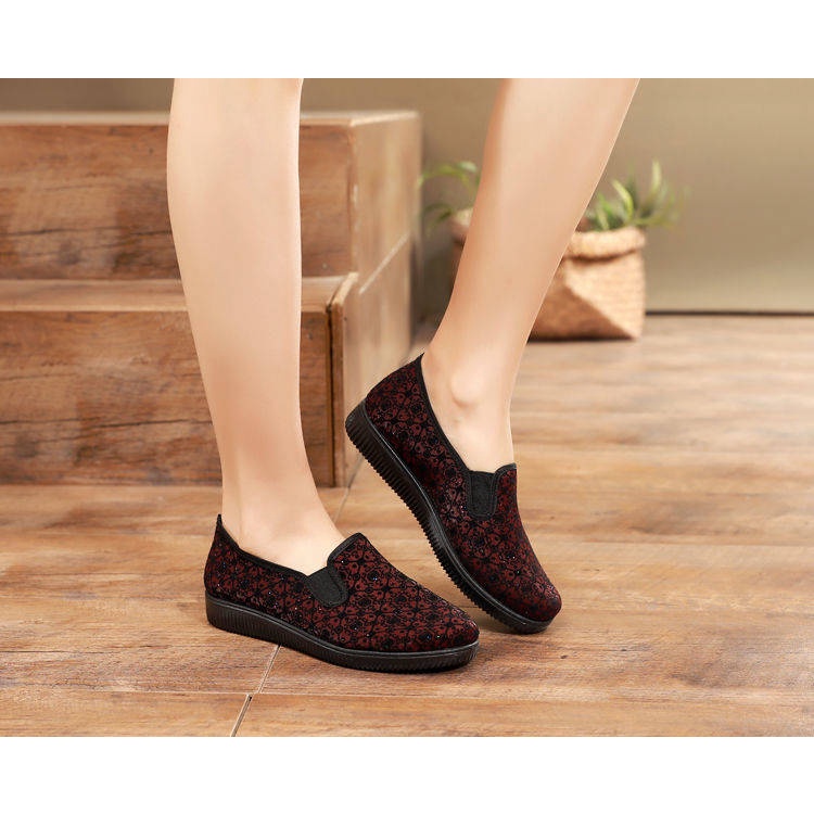 Breathable Giày của mẹ mềm chống trượt người trung niên và người già Bà Già Bắc Kinh Giày phụ nữ già