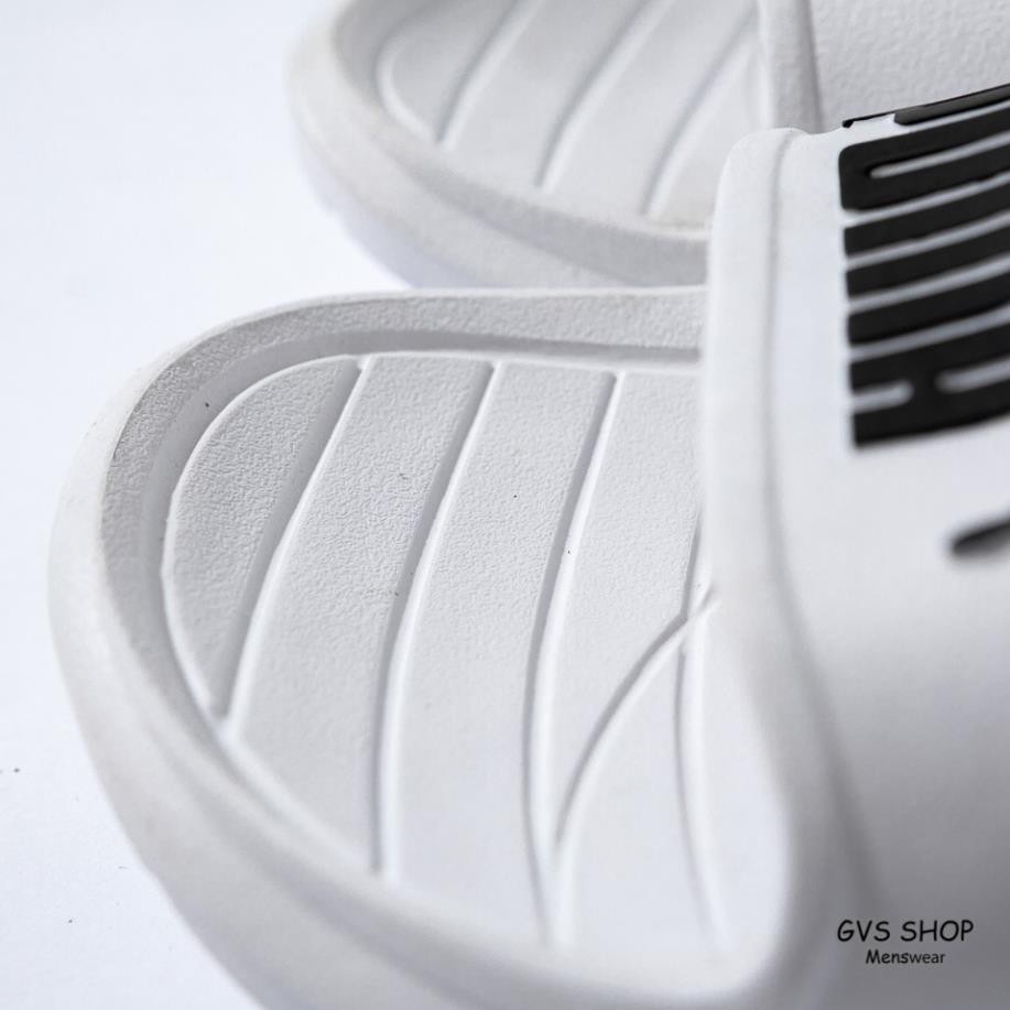 Dép Puma màu trắng logo đen  | Dép đúc liền khối không ngấm nước