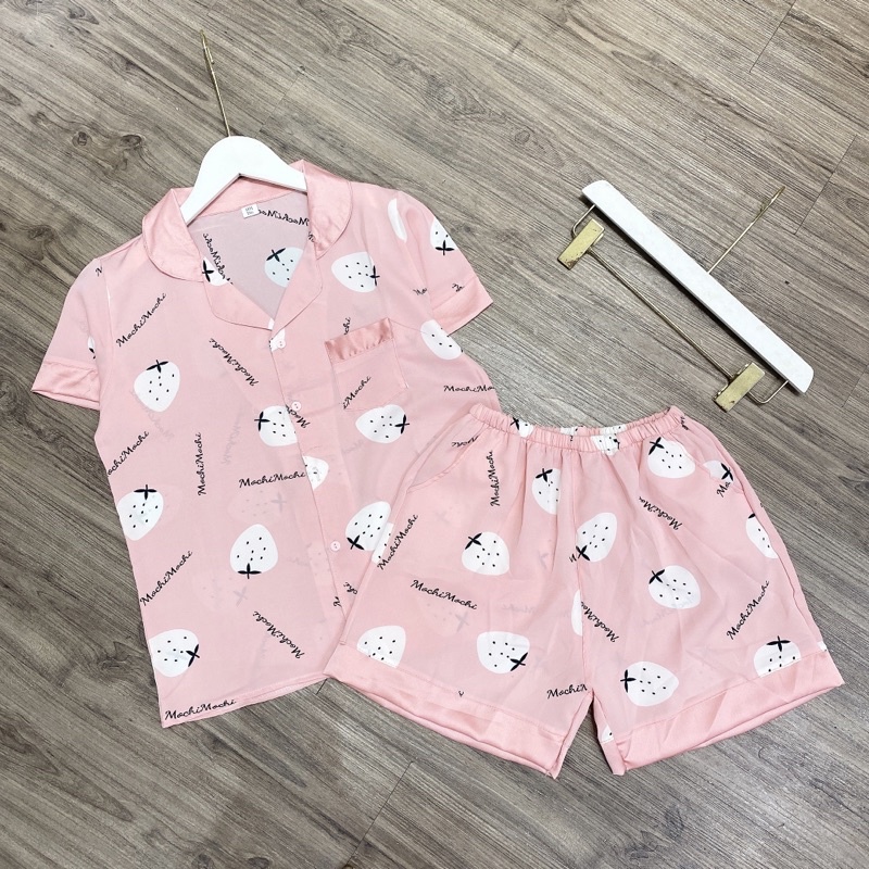 Bộ pijamas lụa thiết kế mặc nhà hoạ tiết nhiều hình Đồ ngủ quần đùi áo cộc nữ