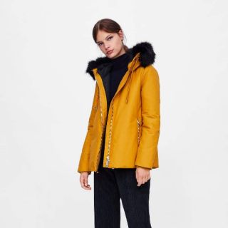 Áo zara vàng size s