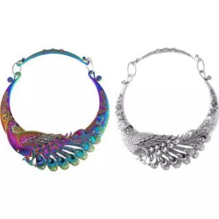 Kiềng cổ khắc hình công