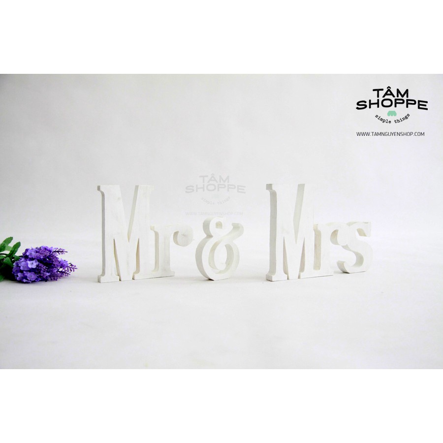 Bộ chữ MR &amp; MRS màu trắng