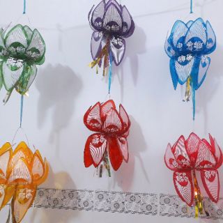 Đèn Trung thu giấy kiếng hình hoa sen