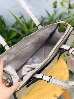 Túi Xuất Xịn Rafaella