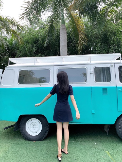 Đầm cổ vuông 6 nút gỗ | BigBuy360 - bigbuy360.vn