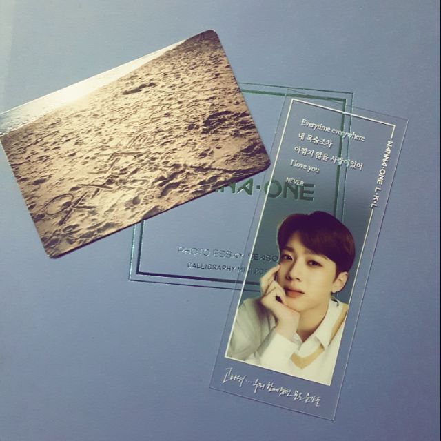 Markbook Kuan Lin + card bãi cát