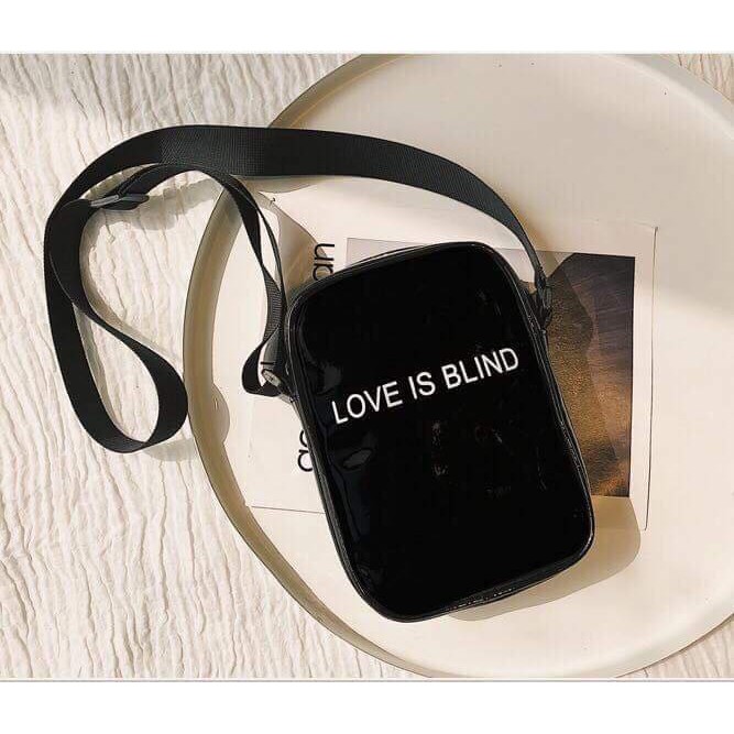 Túi LOVE IS BLIND
