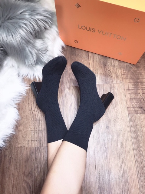 Boots zaraaaa gót gỗ