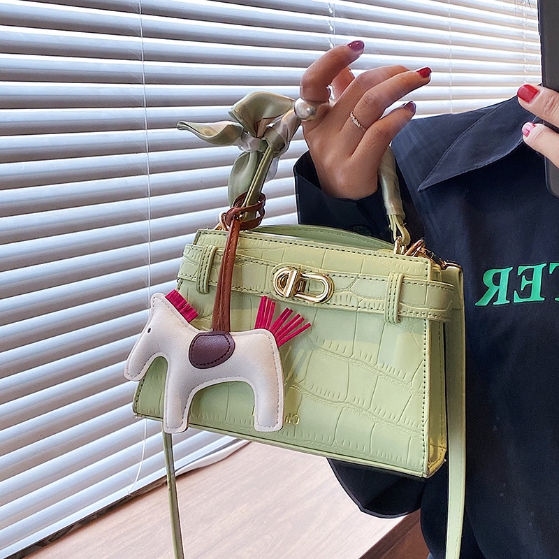 Túi đeo chéo IELGY họa tiết da cá sấu thời trang chất lượng cao cho nữ