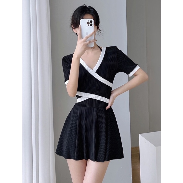 Bộ đồ bơi nữ dáng váy phối màu trắng chất thun gân thon gọn tôn dáng