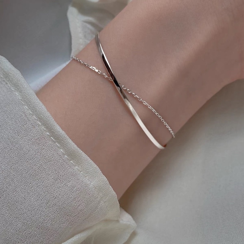 Vòng tay basic thiết kế độc đáo
